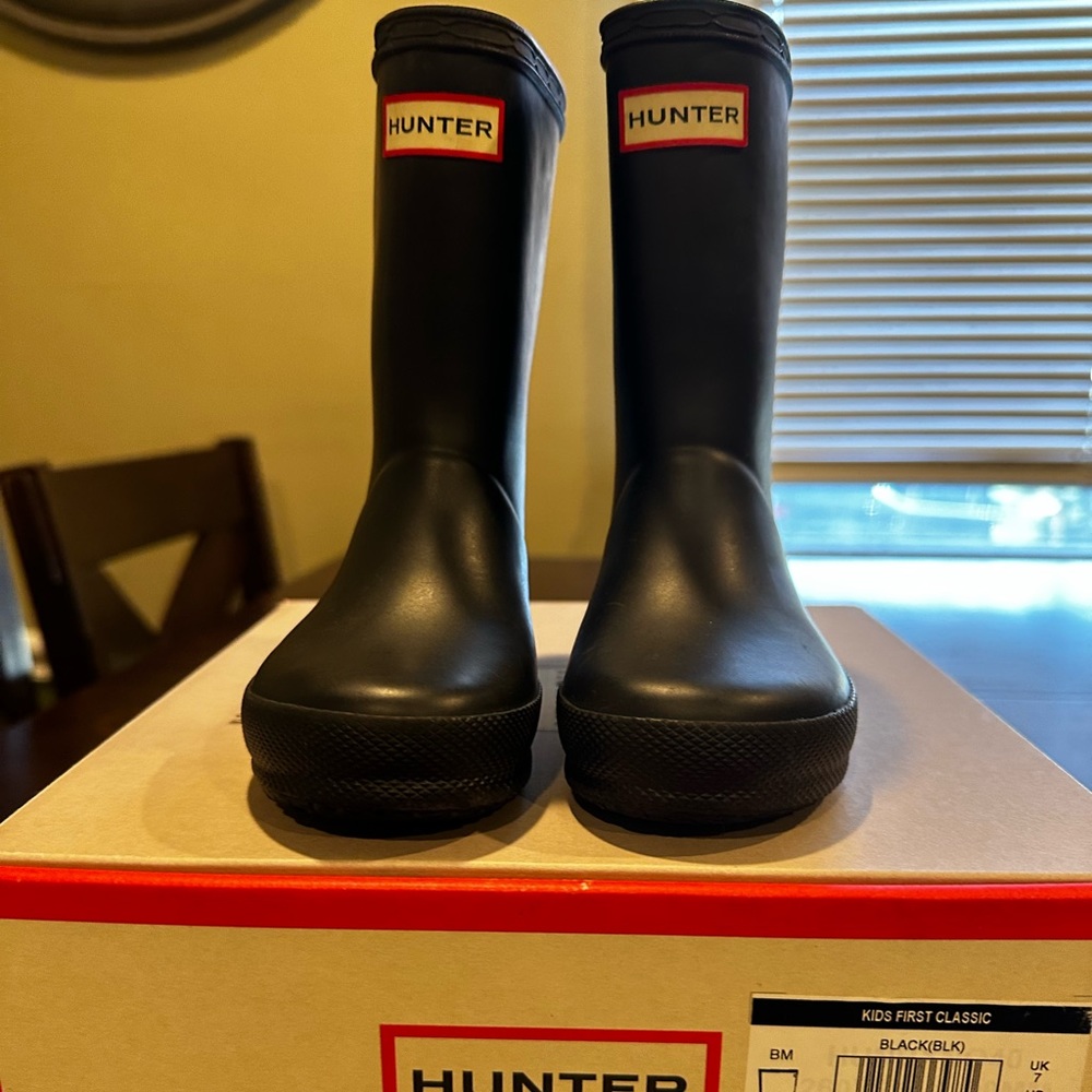 In great shape barely worn size 7